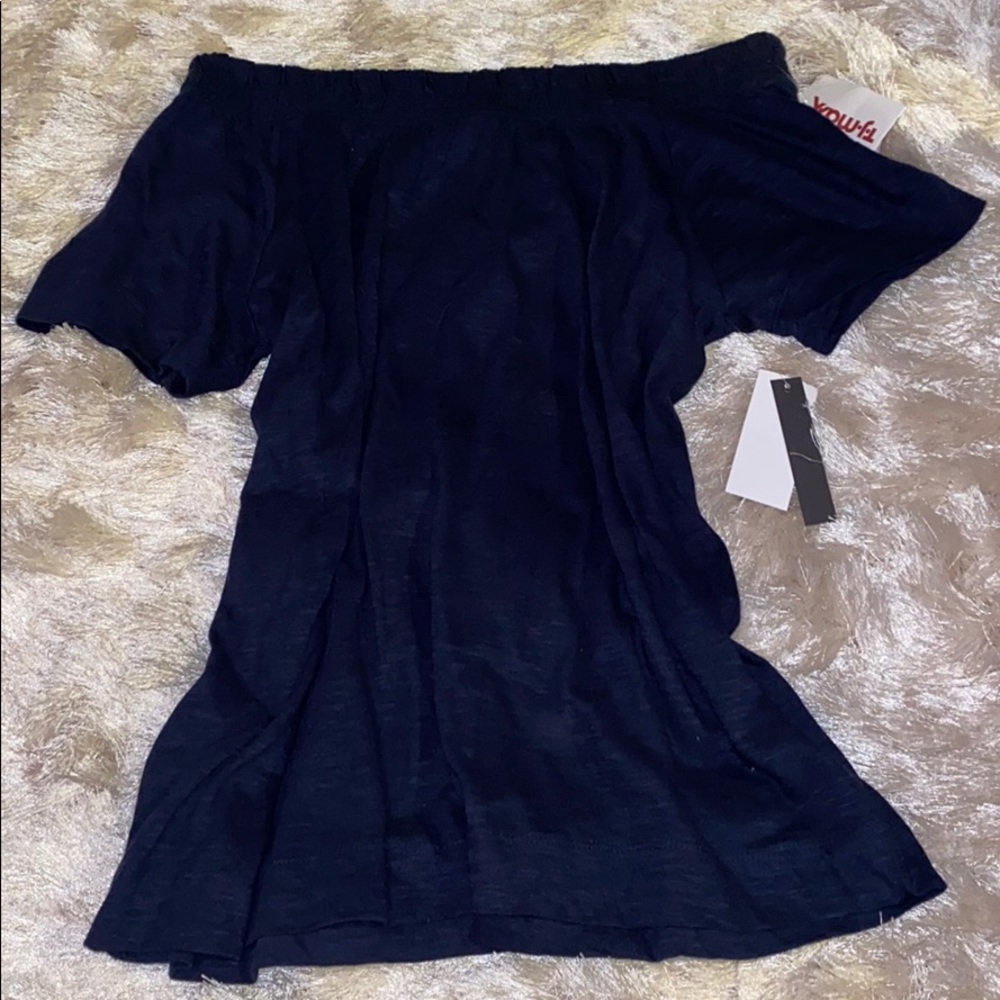 Navy off the should top